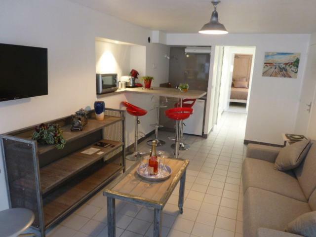 Cottage Au Terminus Отвильер Экстерьер фото